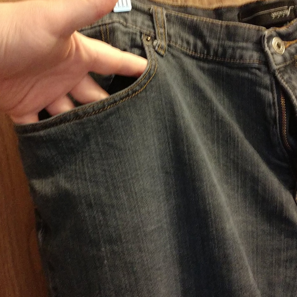 Jeans - Picture 5 of 6